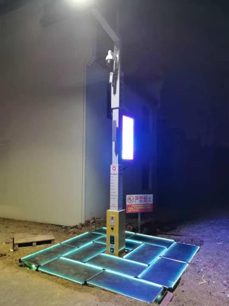 公司自主研发的高效发电地砖+5G智慧灯杆示范项目在安徽蚌埠建成